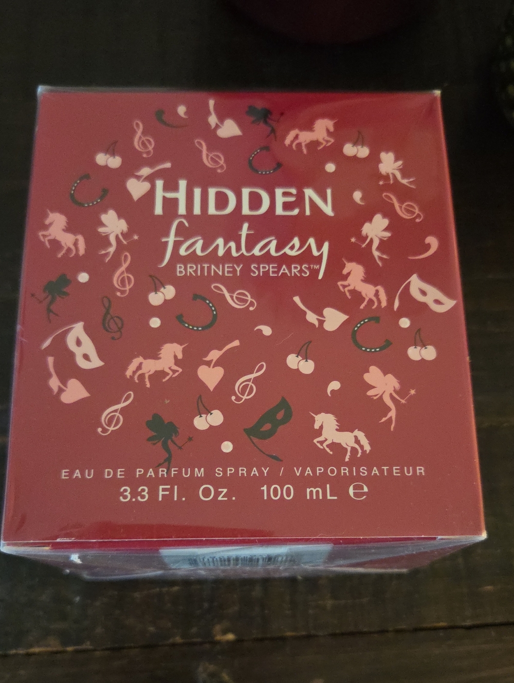 Hidden Fantasy Women's NIB sealed